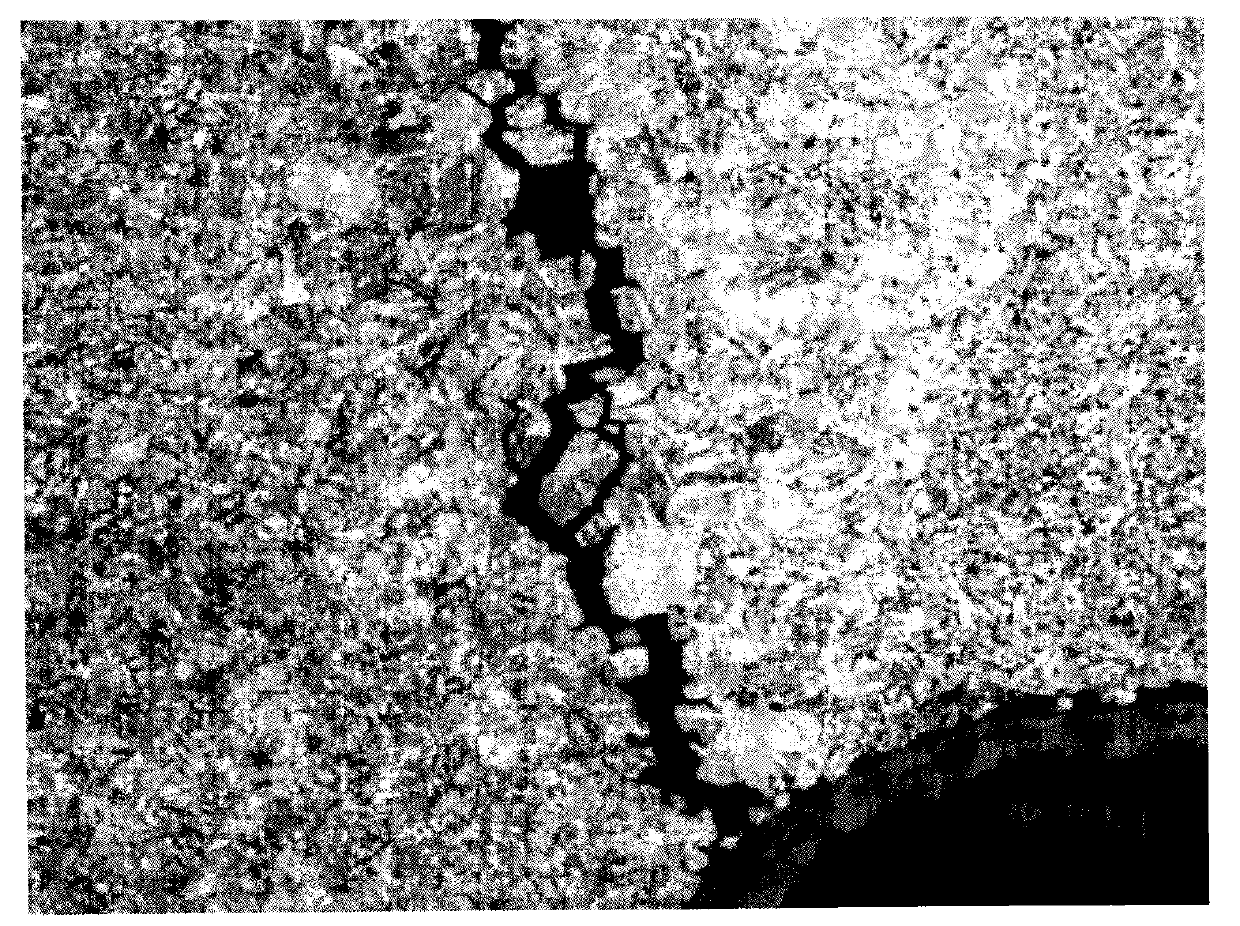 Method for solving problem of acid returning permeation of metal cracks subjected to corrosion of corrosives