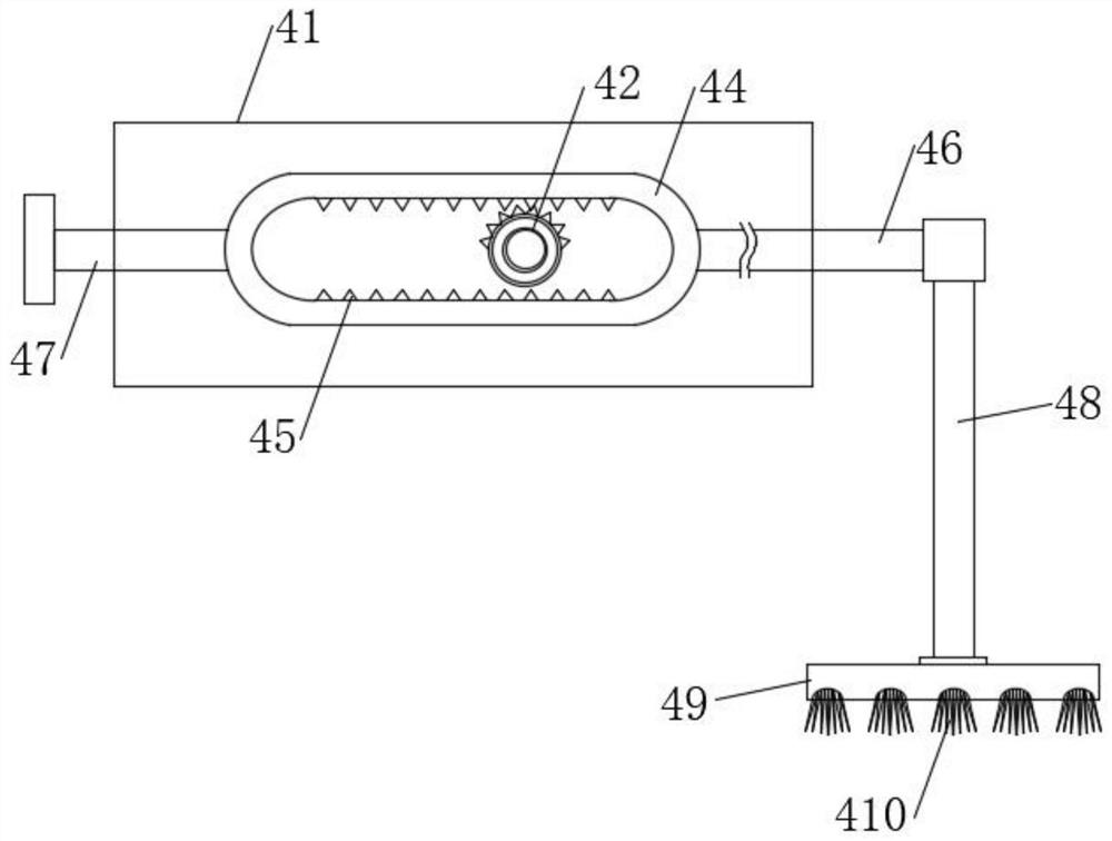 Continuous leather spraying device for luggage processing