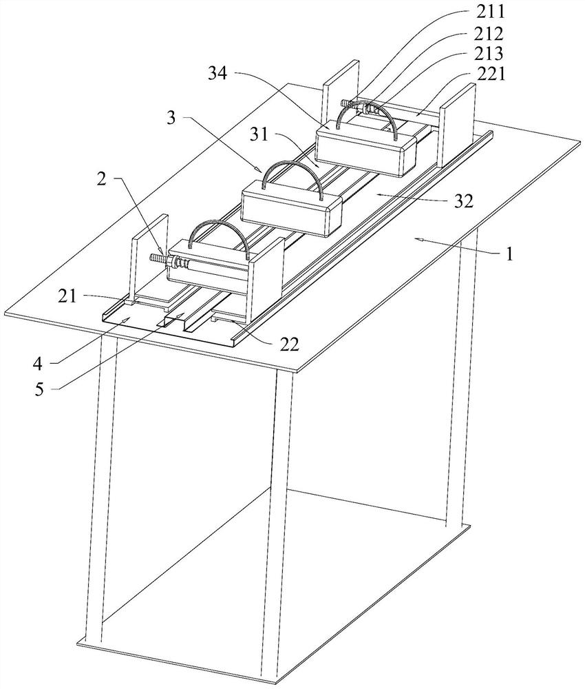 Tool clamp for manufacturing elevator mirror surface decoration wallboard