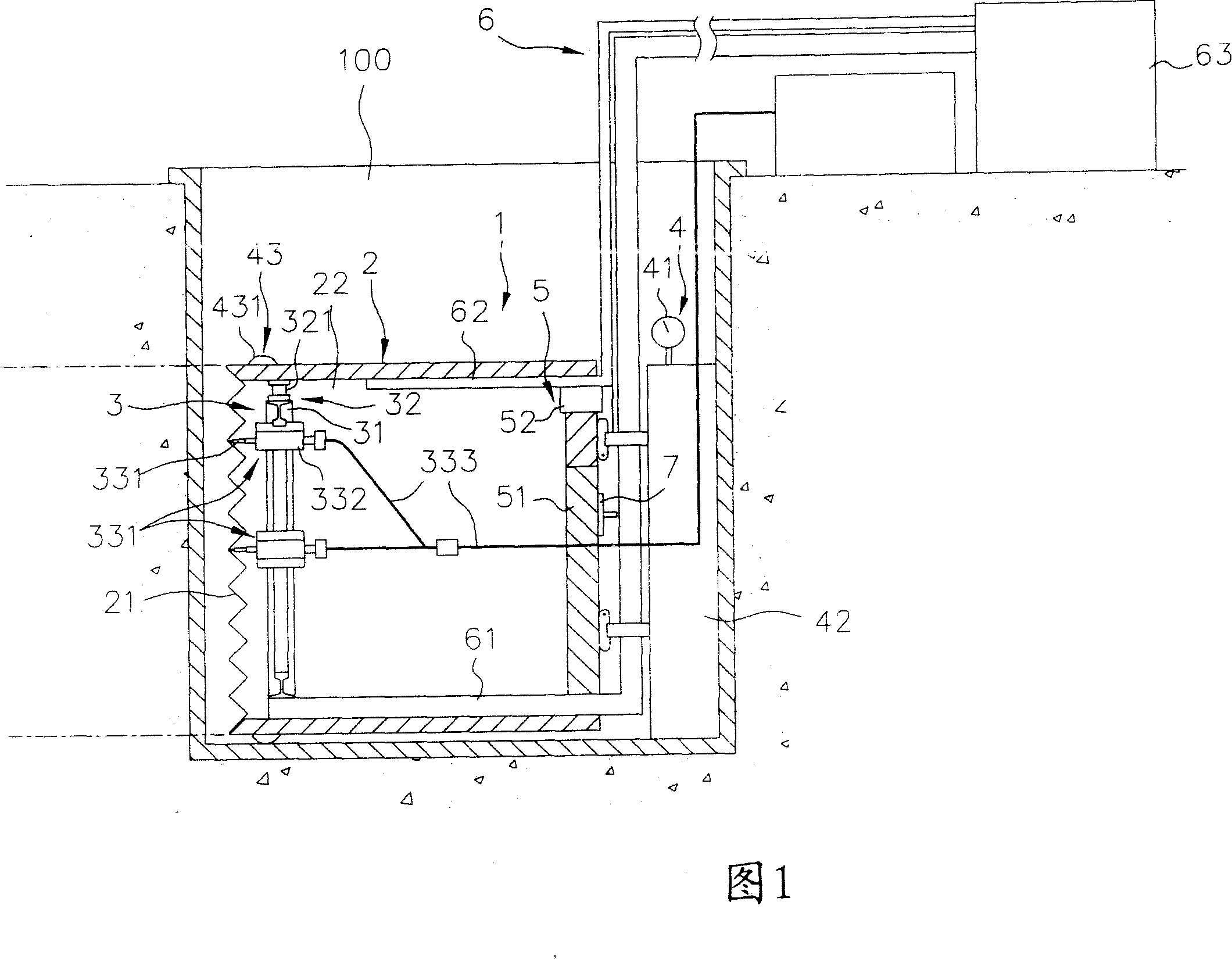 Non-contact type destruction propeller device for cementing domain