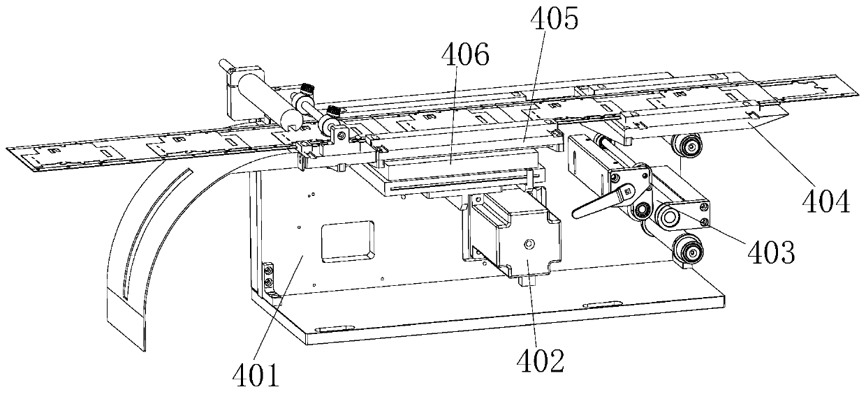 Tray collecting machine