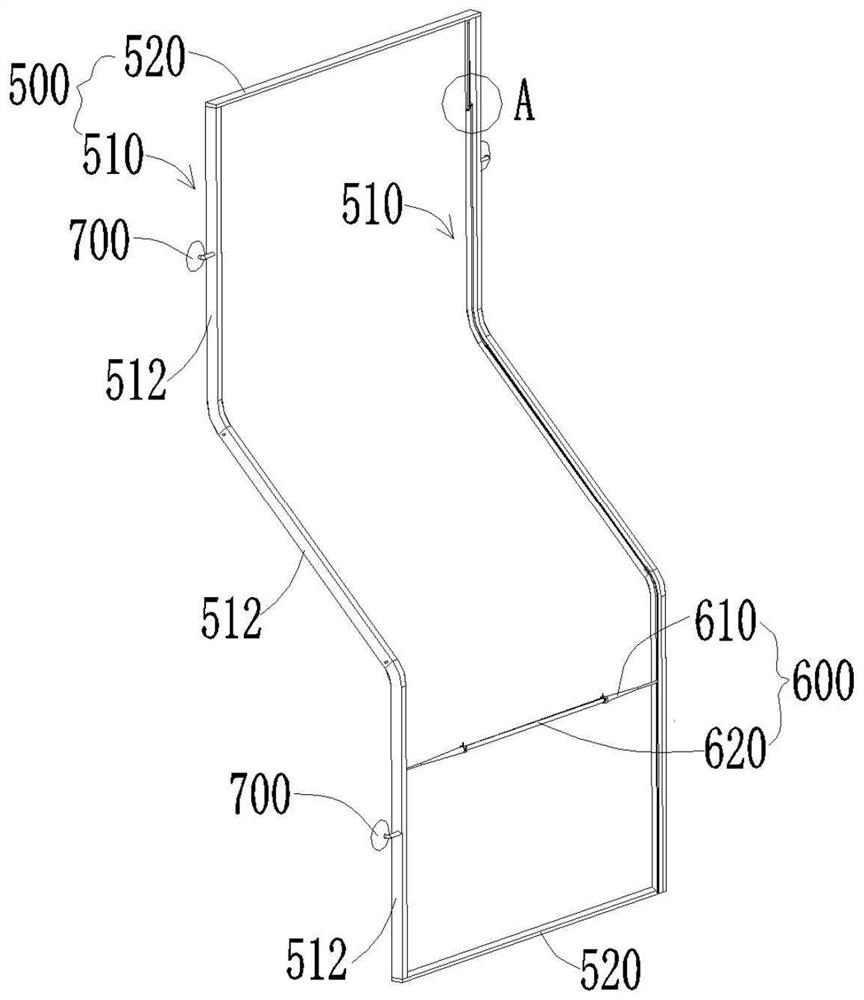 Auxiliary hanging device