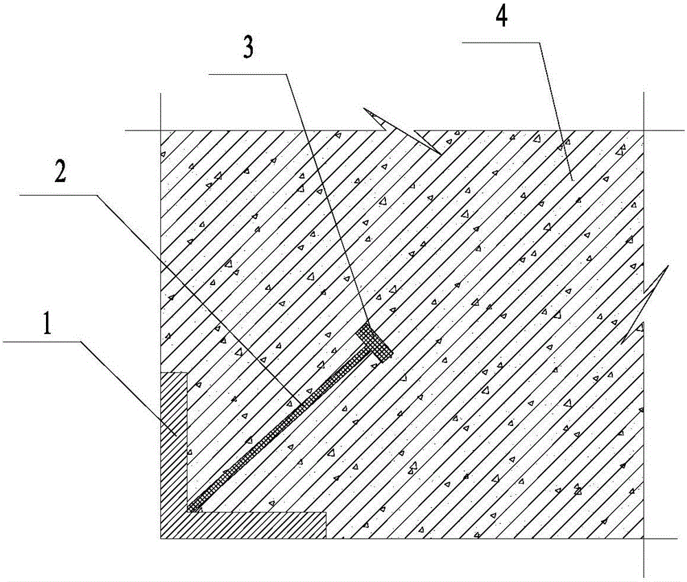 Corner reinforcing member of shield tunnel duct piece and application method thereof