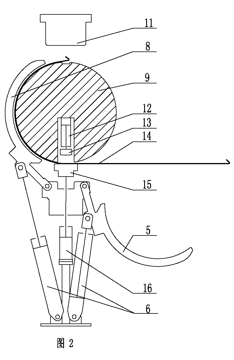 Device for rounding and slotting housing of water heater