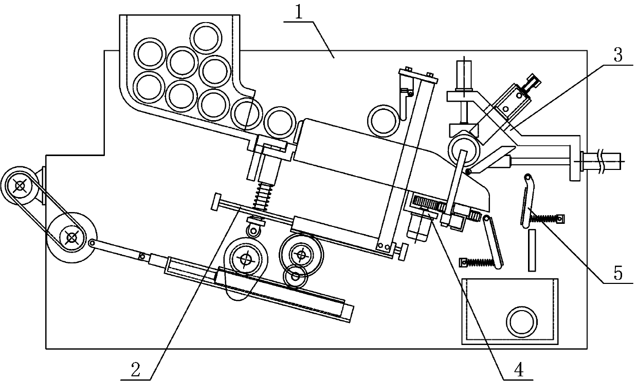 Automatic machining device for metal round pipes