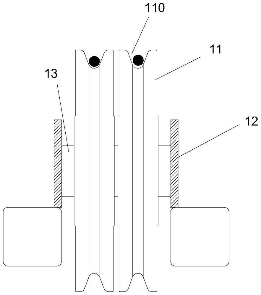 Rope skipping prevention device for horizontal steel wire rope in tower crane and assembly method of rope skipping prevention device