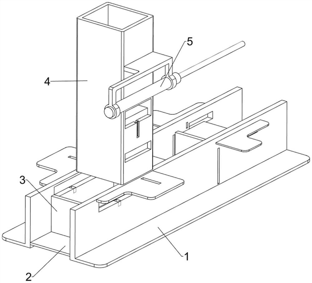 Layering device for paper packaging