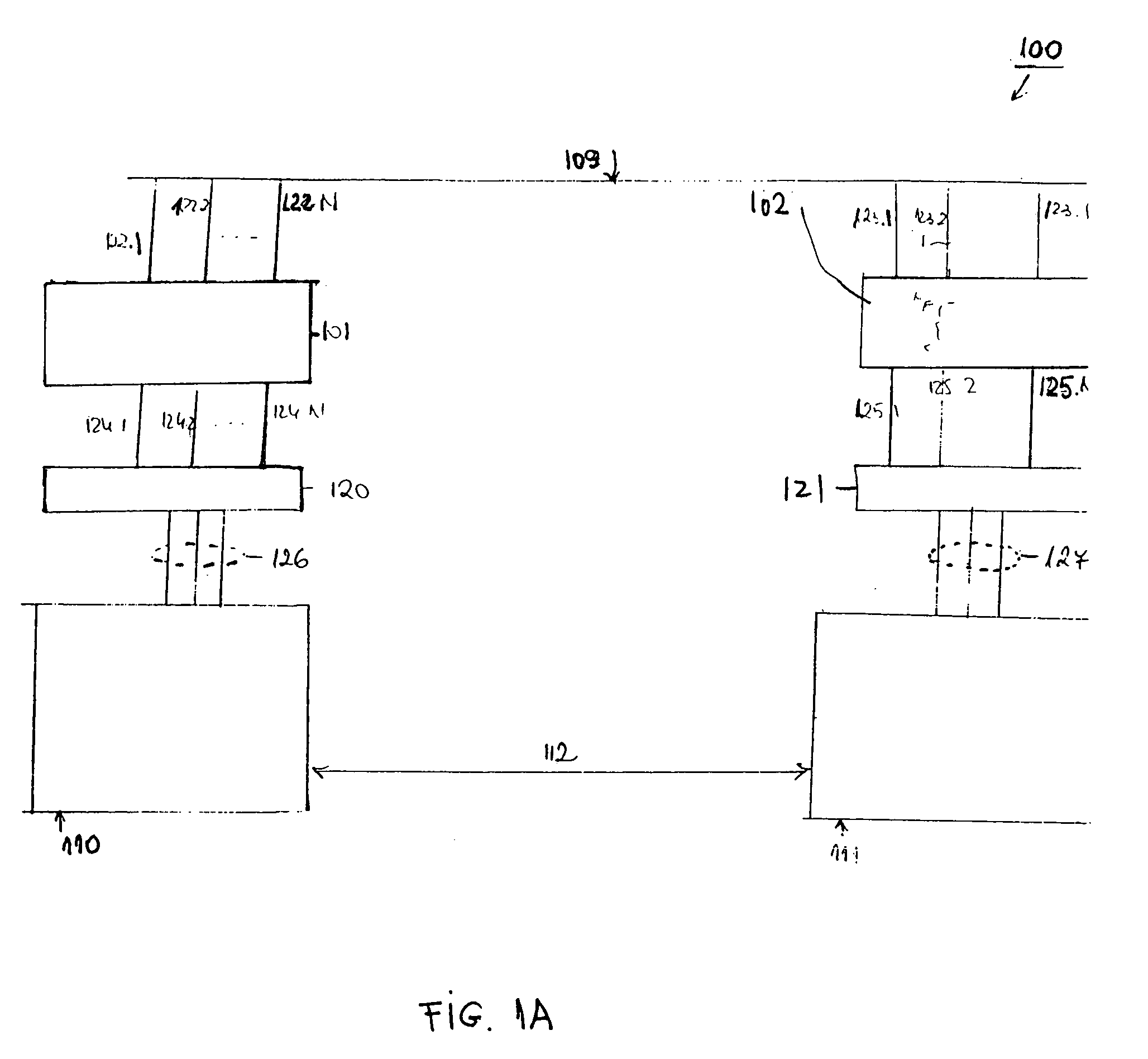 Heartbeat apparatus via remote mirroring link on multi-site and method of using same