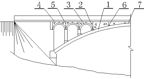Masonry arch bridge using lightweight concrete as arch filler