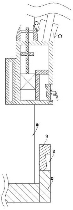 Efficient material transportation device used between ship and wharf