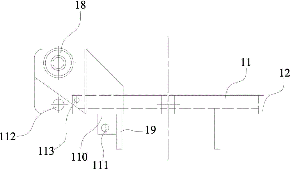 Cushion plate self-telescoping device of vertical supporting leg of crane
