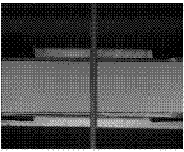 Solar energy base plate for improving fracture strength