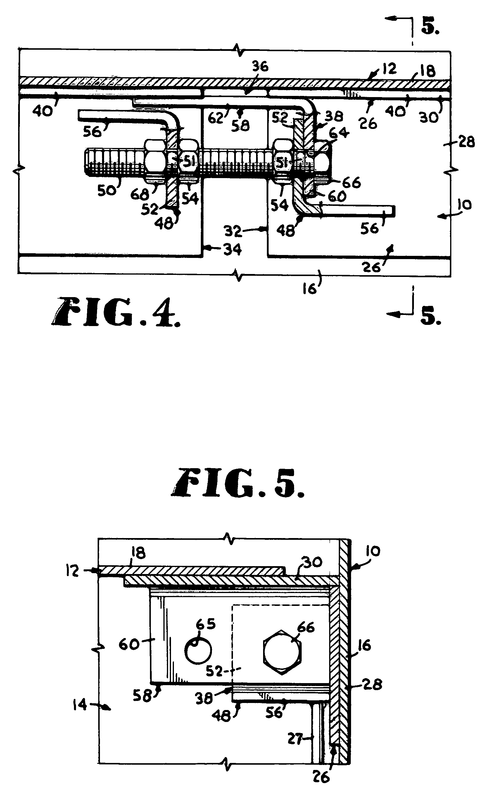 Expansion ring for mass transfer column and method employing same