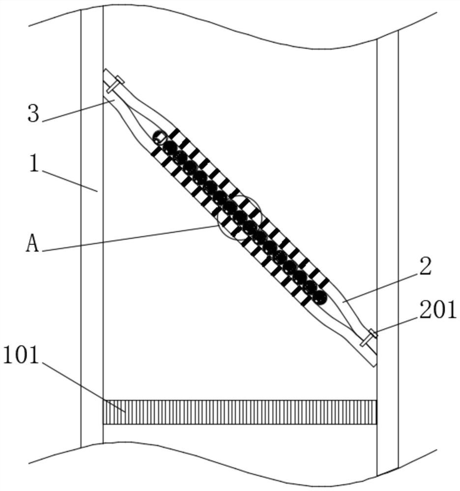 Garbage combustion fly ash filtering device based on local membrane separation