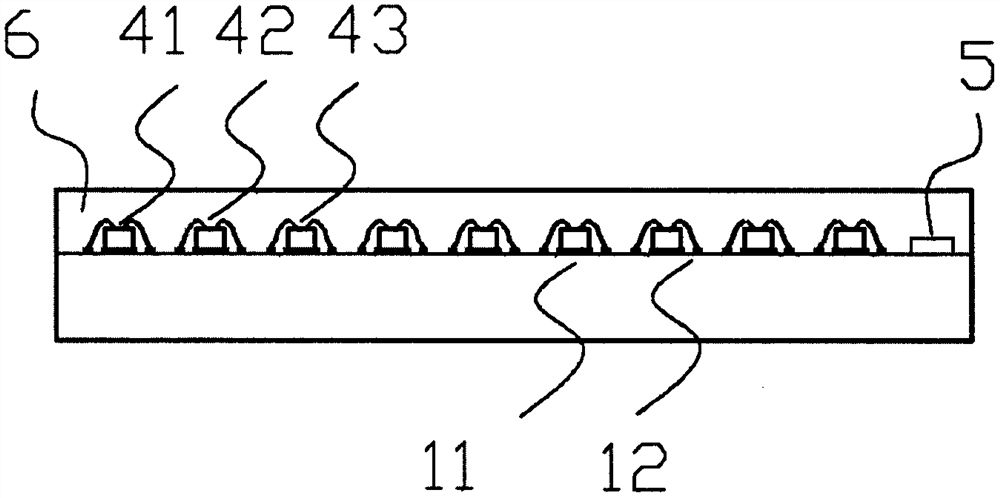 Semiconductor light source with uniform light color