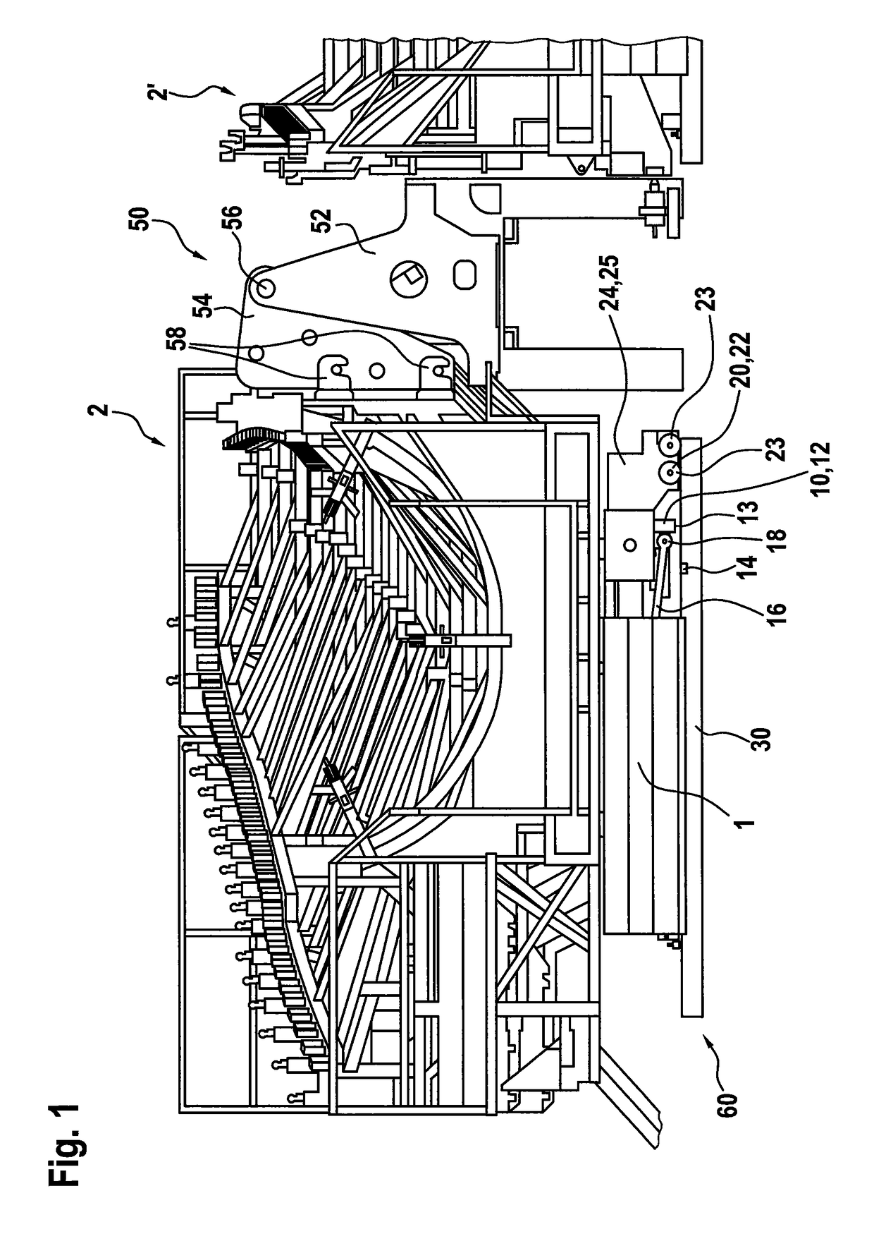 Handling device for handling a rotor blade mold for producing a rotor blade of a wind turbine