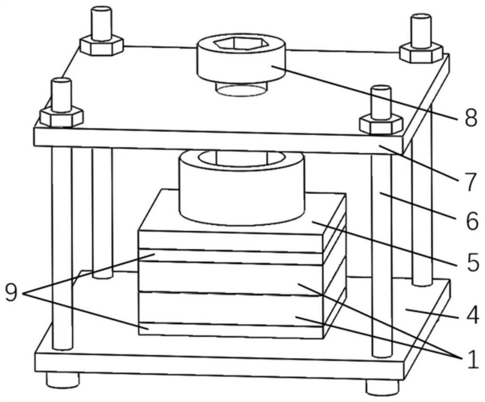 Sealing method of quartz substrate with metal electrode and special clamp thereof