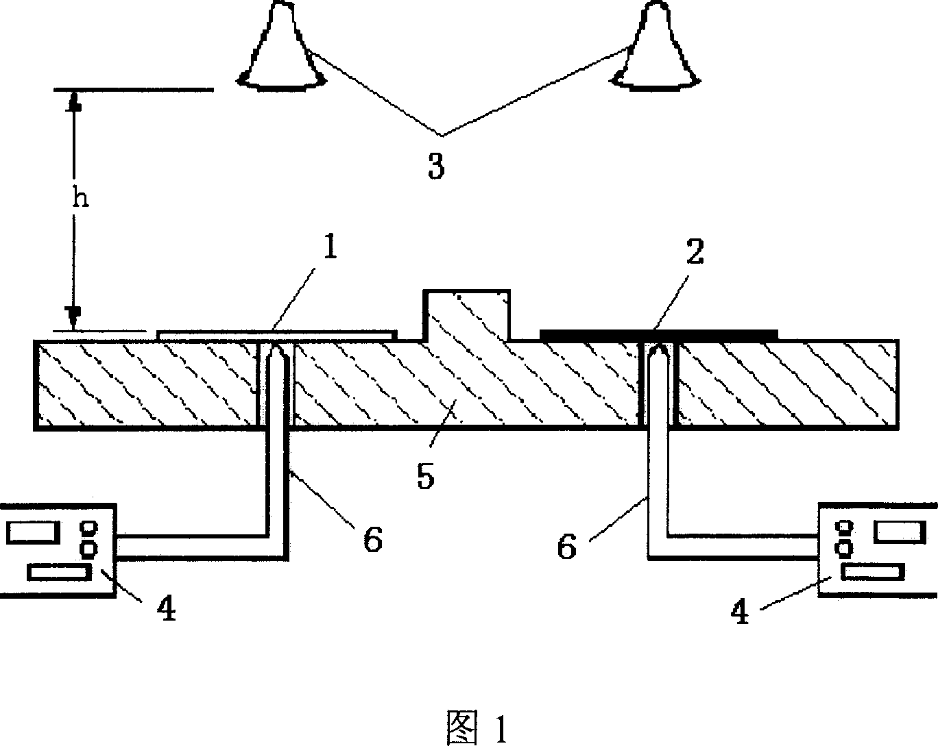 Filling and insulating mould coating of titanium dioxide coating fly ash float and preparation method thereof