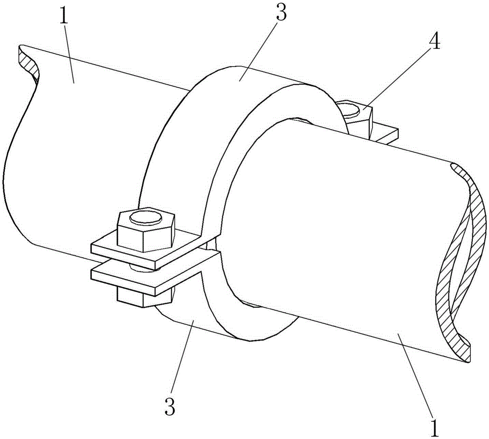 Hoop type connecting structure for composite thin-walled circular pipes
