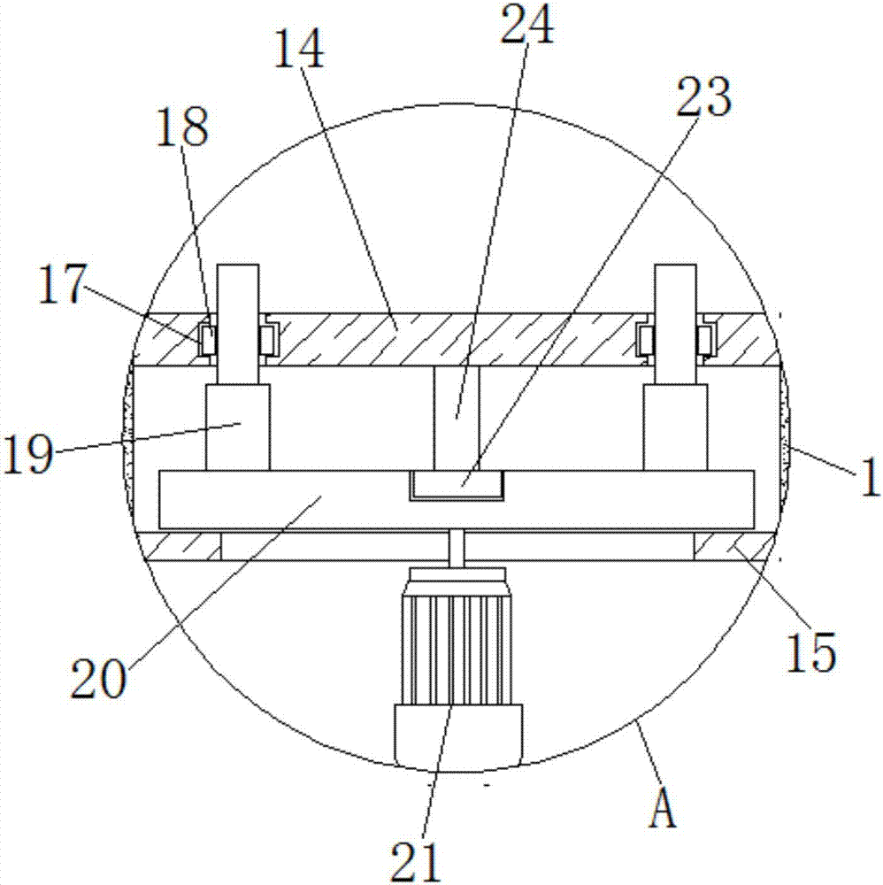 Medicinal material mashing device with automatic medicinal material turning function