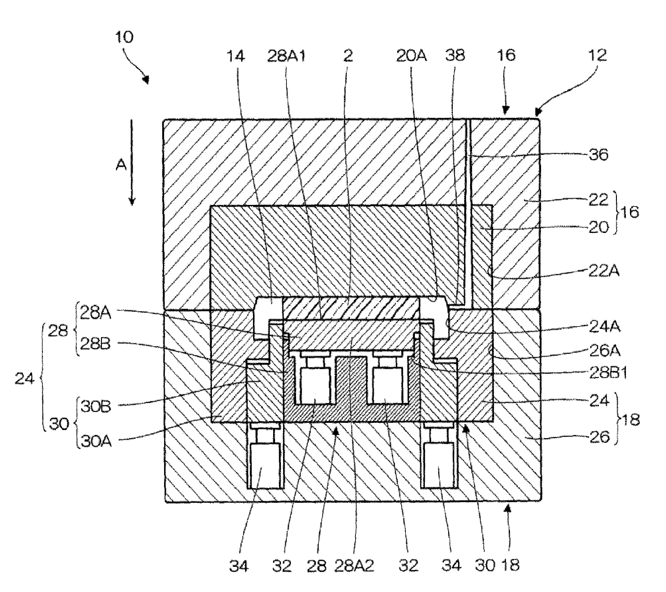 Method and device for producing integrally molded glass-resin article