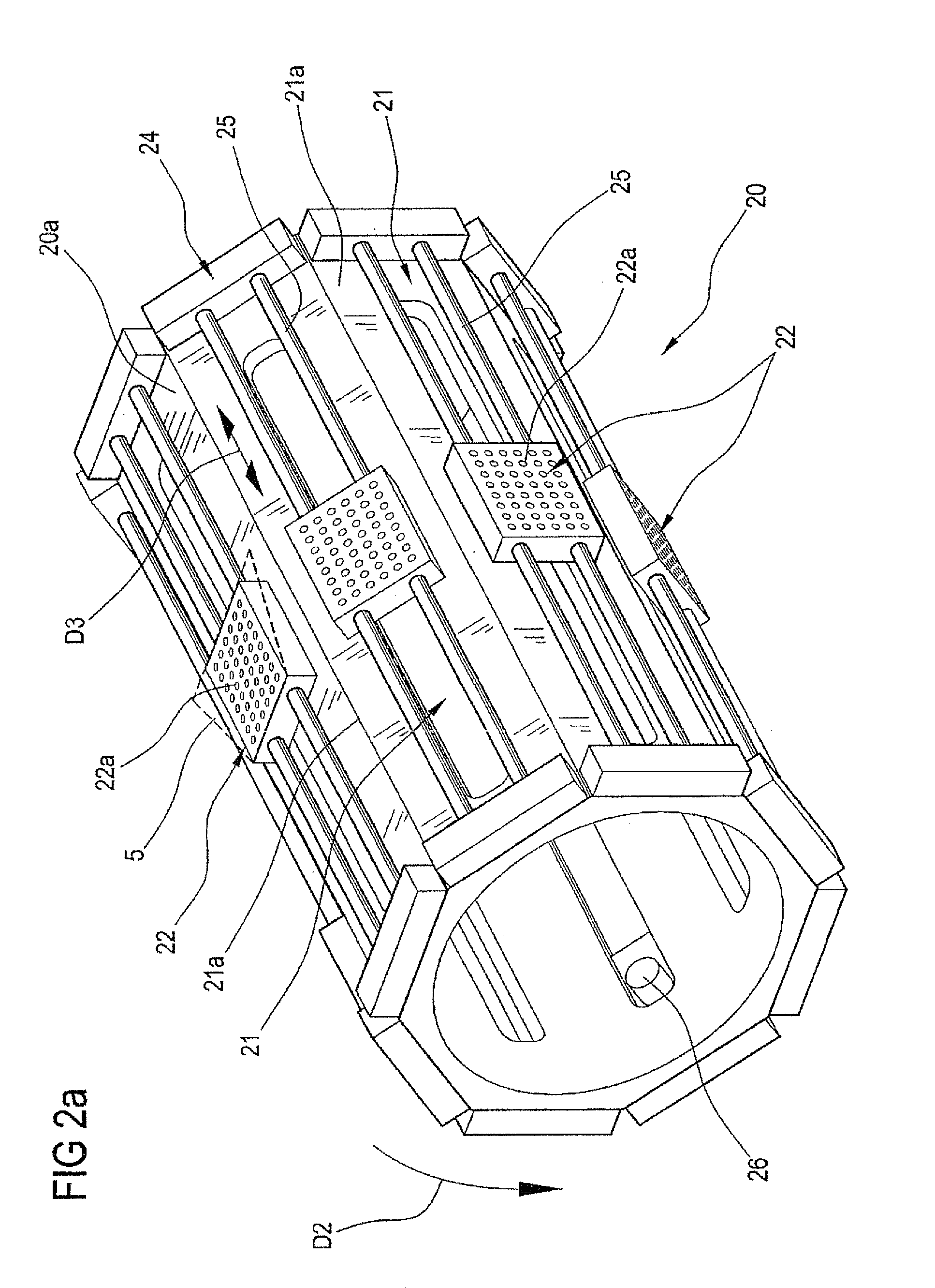 Machine and a method for manufacturing absorbent articles