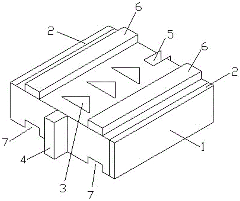 Composite self-insulation brick