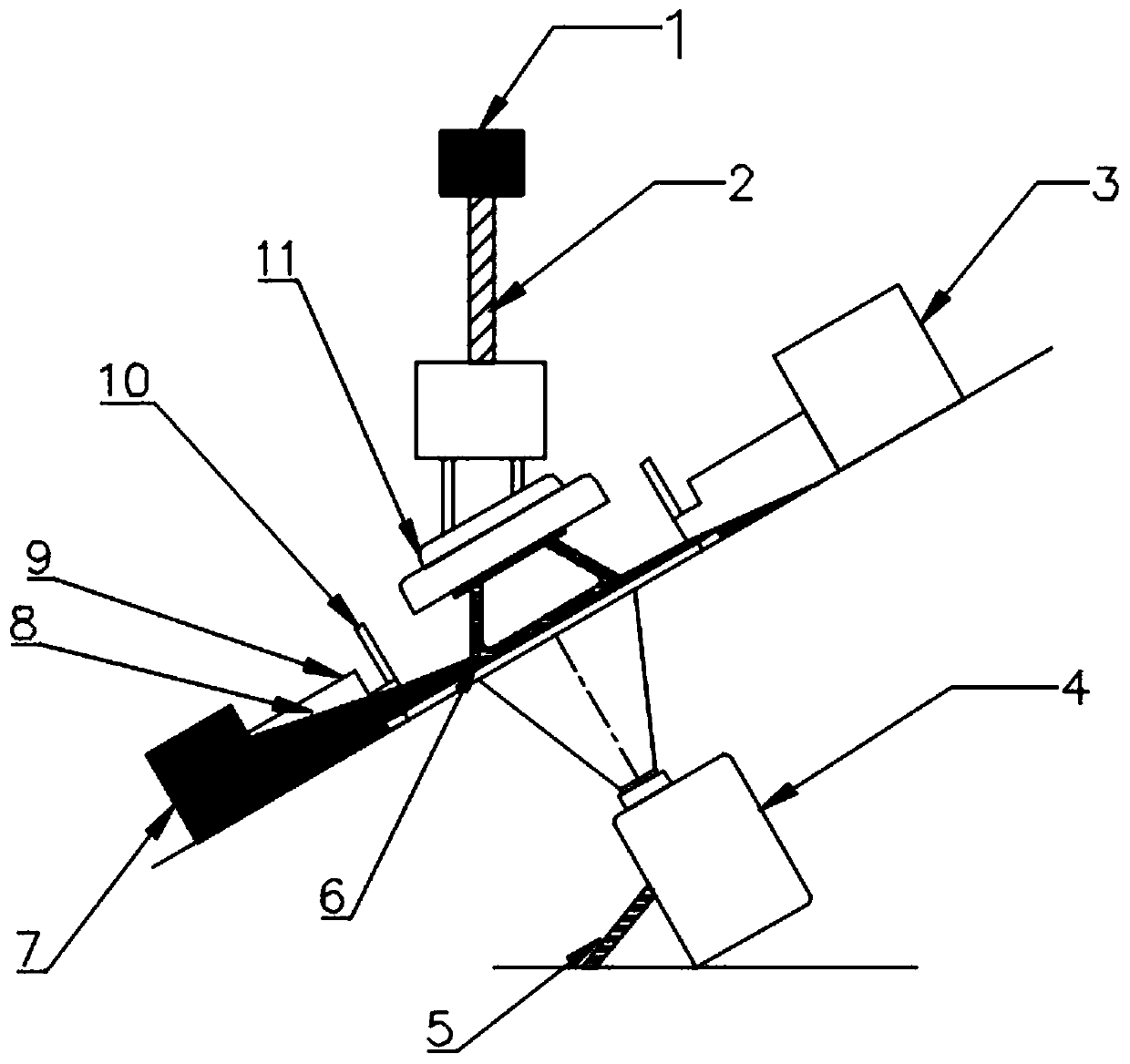 A device and method for continuously replenishing DLP photocuring with natural flow