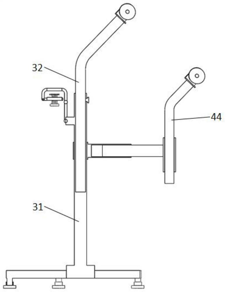 Bone traction instrument facilitating angle adjustment