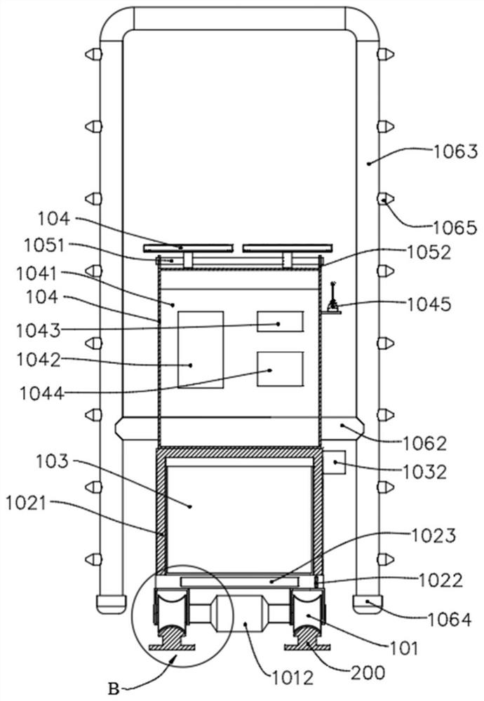 Spraying device and method for improving surface strength of PC bricks