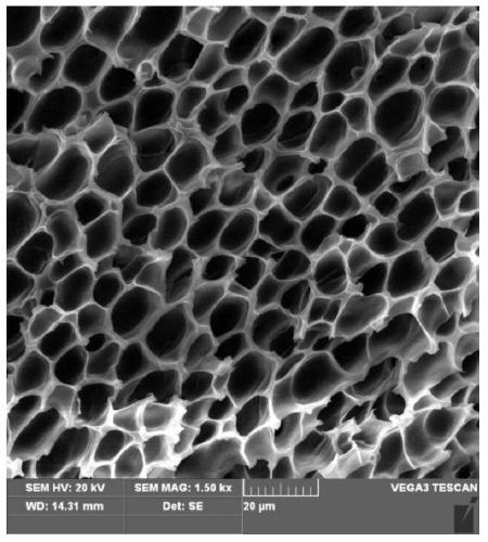 A kind of high strength and high heat resistance polyimide microporous film and preparation method thereof