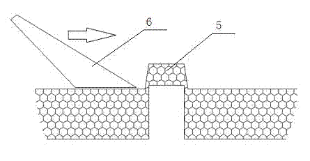 Production method of polyurethane spray product with hole