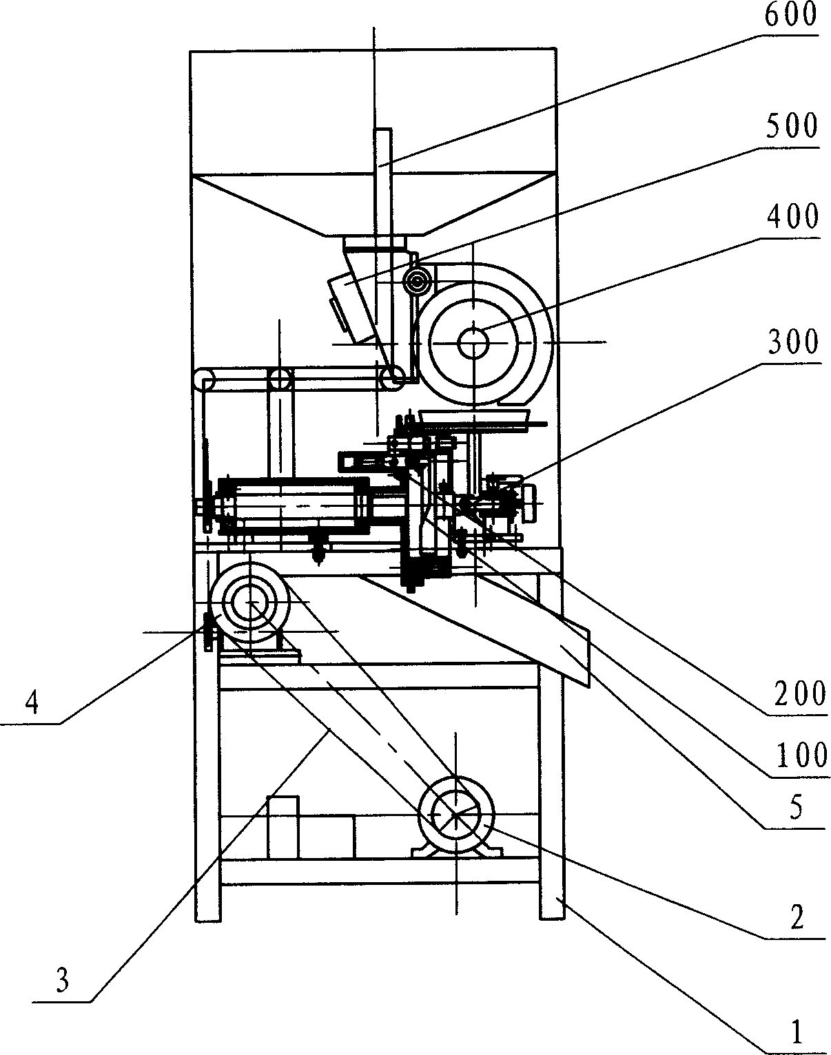Automatic opening machine for hazelnut