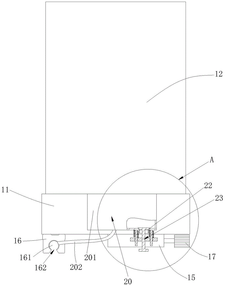 Foamed brick cutting device for reducing rejection rate