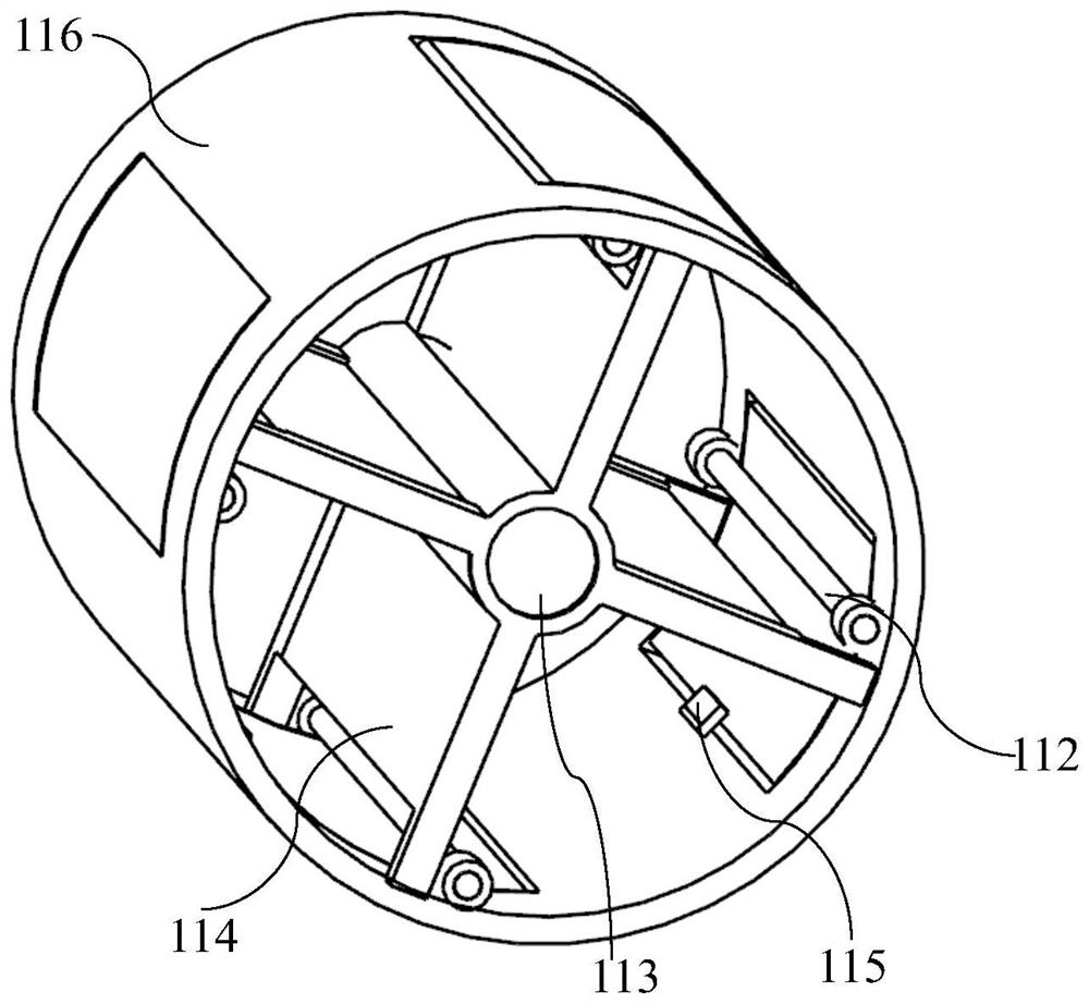 Pipe belt machine and broken belt capturing device thereof