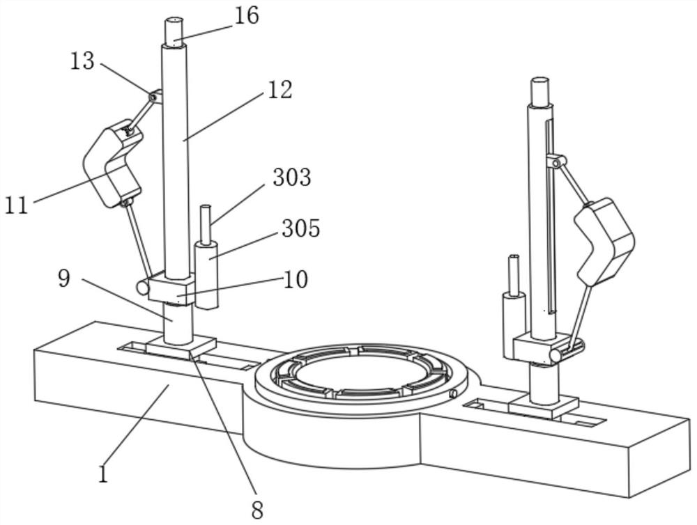 Training anti-striking device for free-combat fight and using method of training anti-striking device for free-combat fight