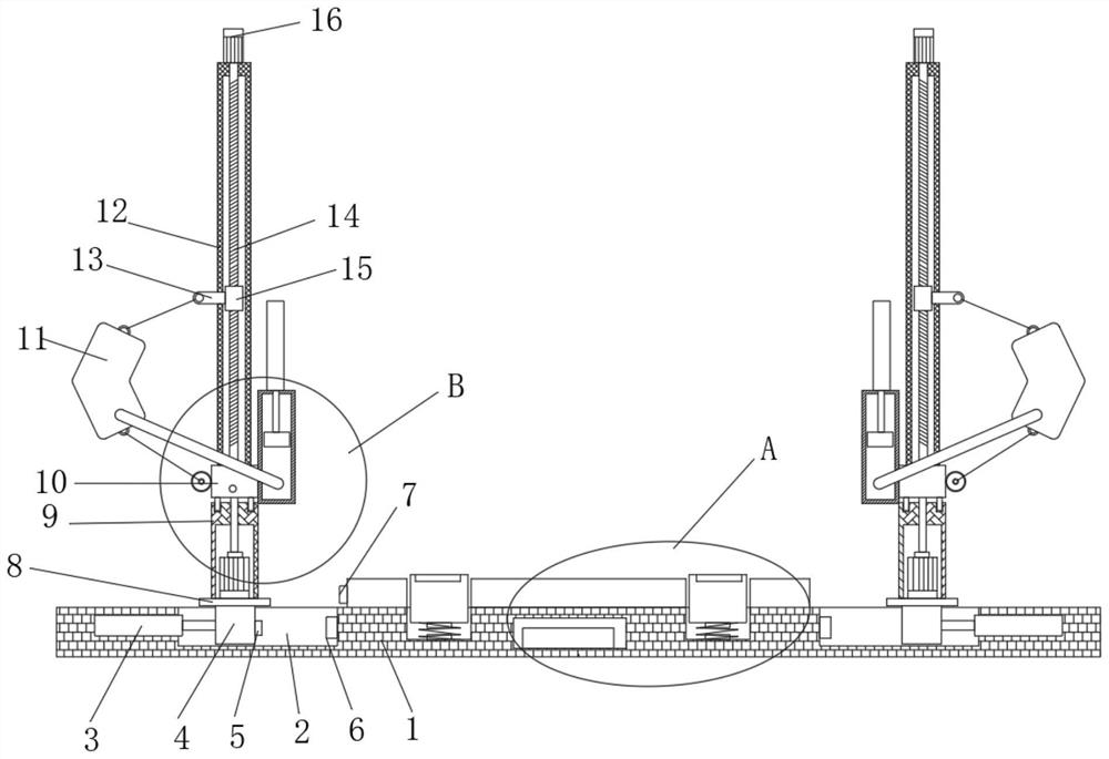 Training anti-striking device for free-combat fight and using method of training anti-striking device for free-combat fight