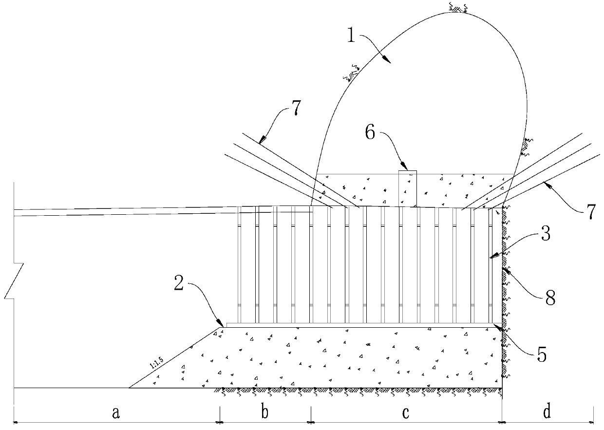 Tunnel collapse handling method for convergent collapse cavity