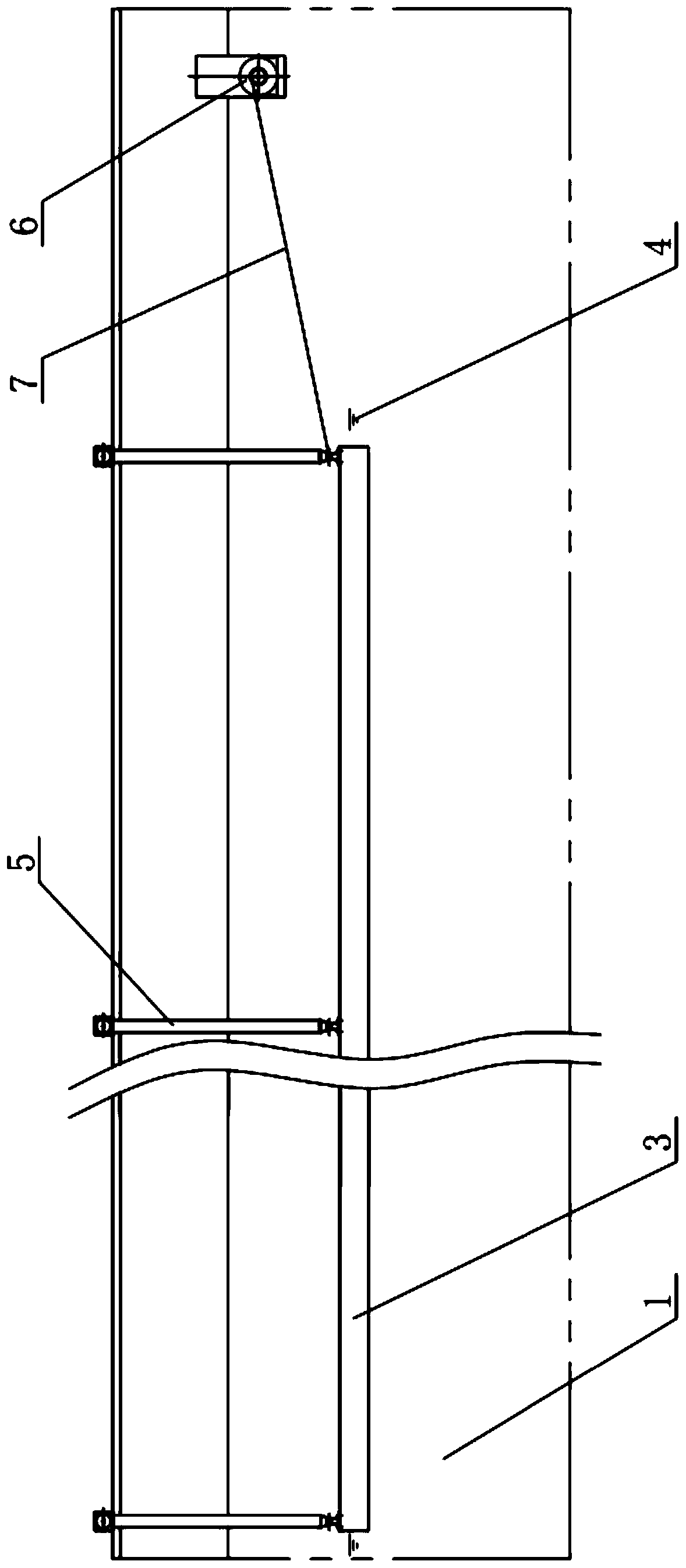 Liftable floating ice channel for towing tank test