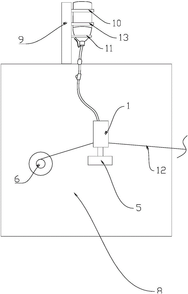 Motor coil winding machine capable of applying alcohol