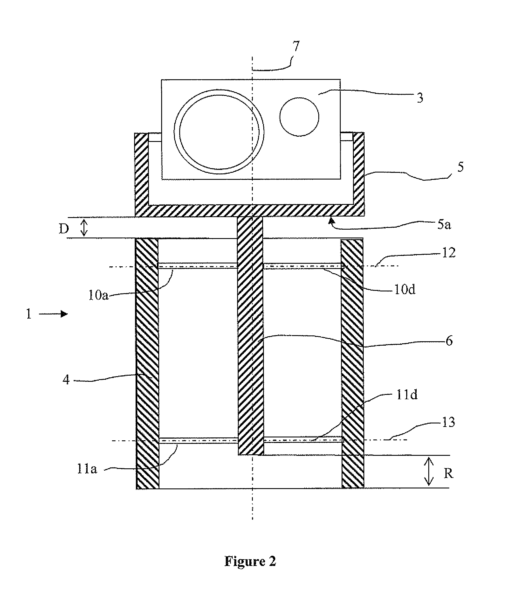 Support device for the gun sight of a military vehicle