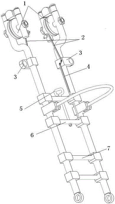Internal-control type self-locking ladder head