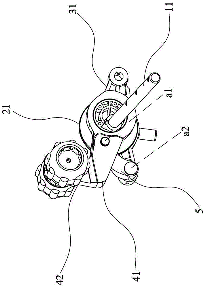 Swinging massaging component as well as massaging group and massager comprising swinging massaging component