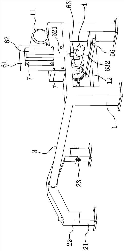 A hanging roller cement pipe making machine