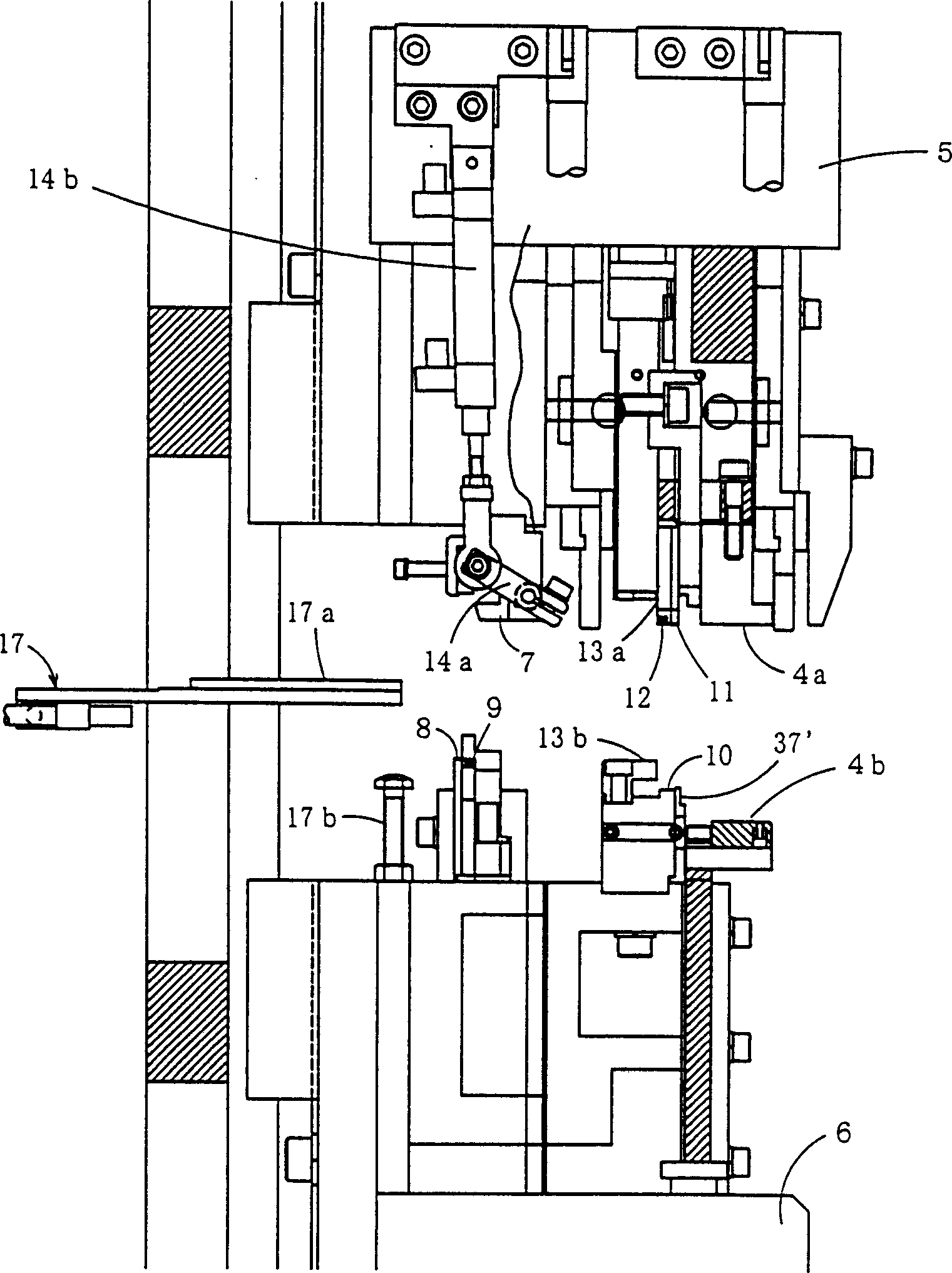 Combined press welding table and automatic press welder provided with same