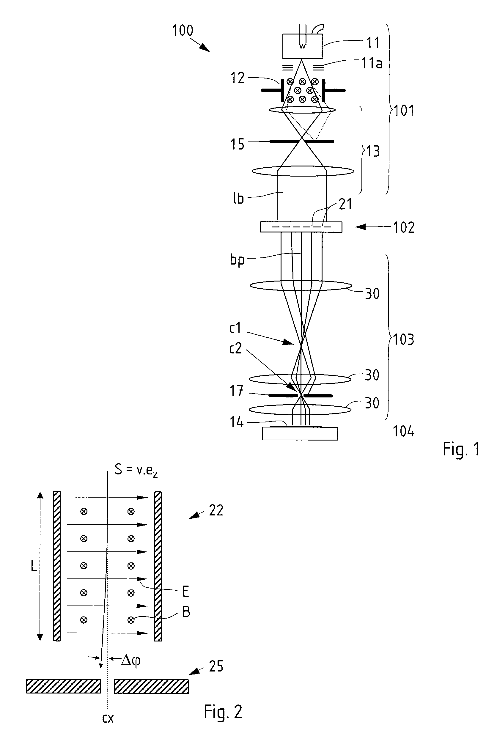 Particle-beam apparatus with improved wien-type filter