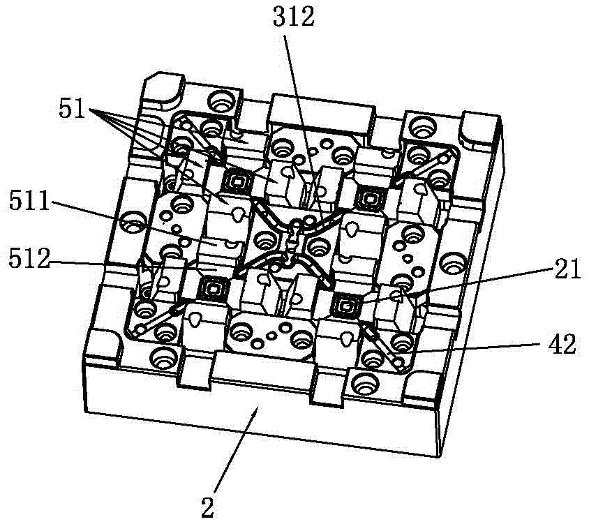 A horn diaphragm injection mold