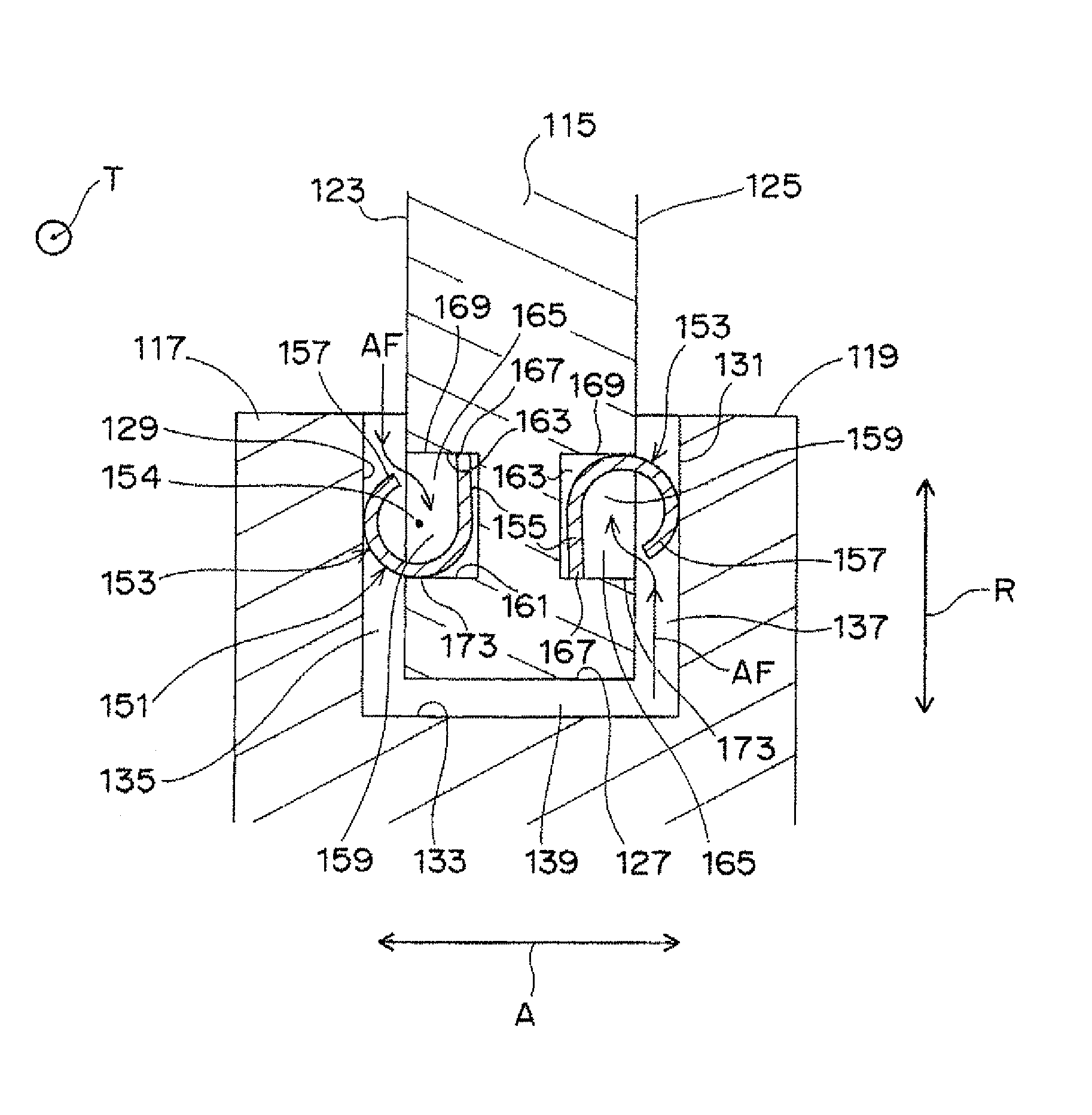 Sealing arrangement and gas turbine engine with the sealing arrangement