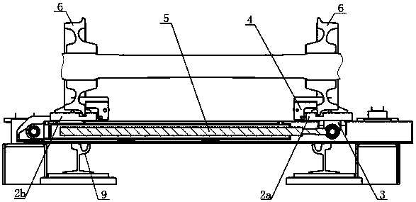 Transverse moving rail getting and off device for highway and railway double-purpose vehicle