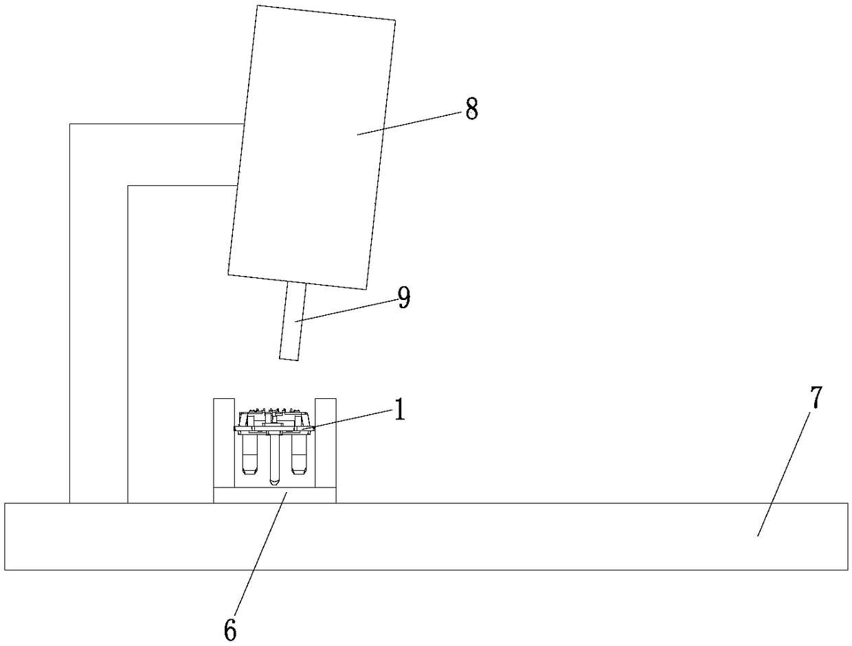 British standard plug of novel riveting mode